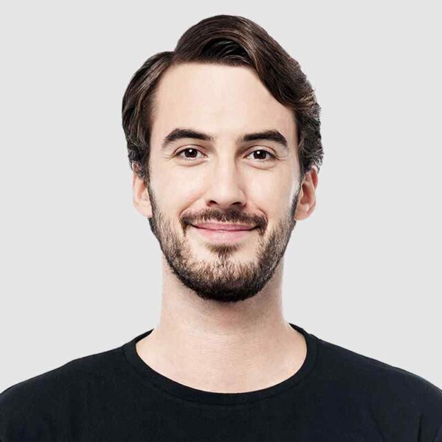 https://www.dronation.com.ua/wp-content/uploads/2017/12/team_01-640x640.jpg